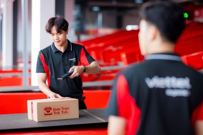 Đồng phục logistics áo gió ngoài trời