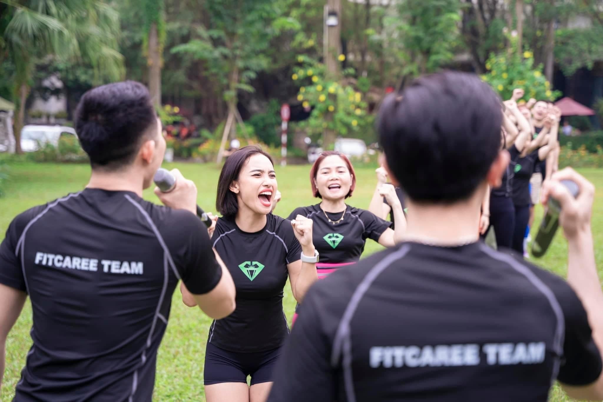 Chia áo teambuilding theo team hoặc phòng ban