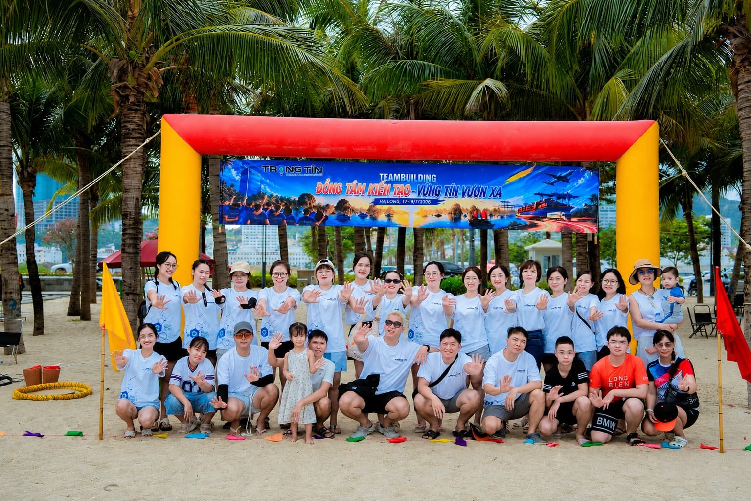 Đồng phục teambuilding công ty