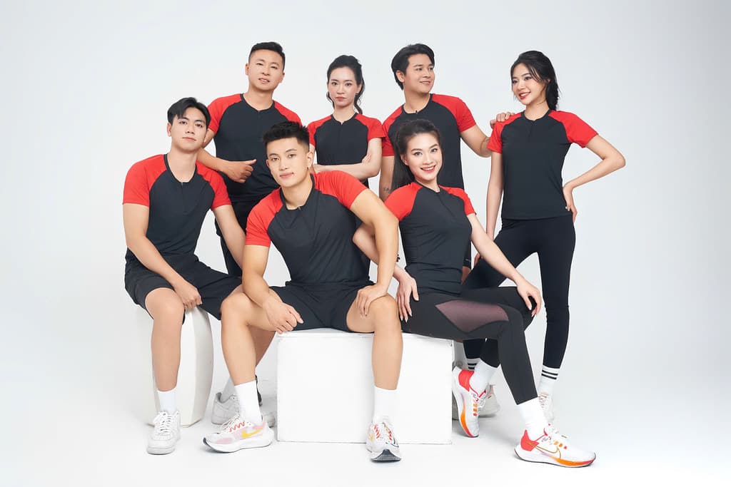 Đồng phục lễ tân phòng Gym Univi